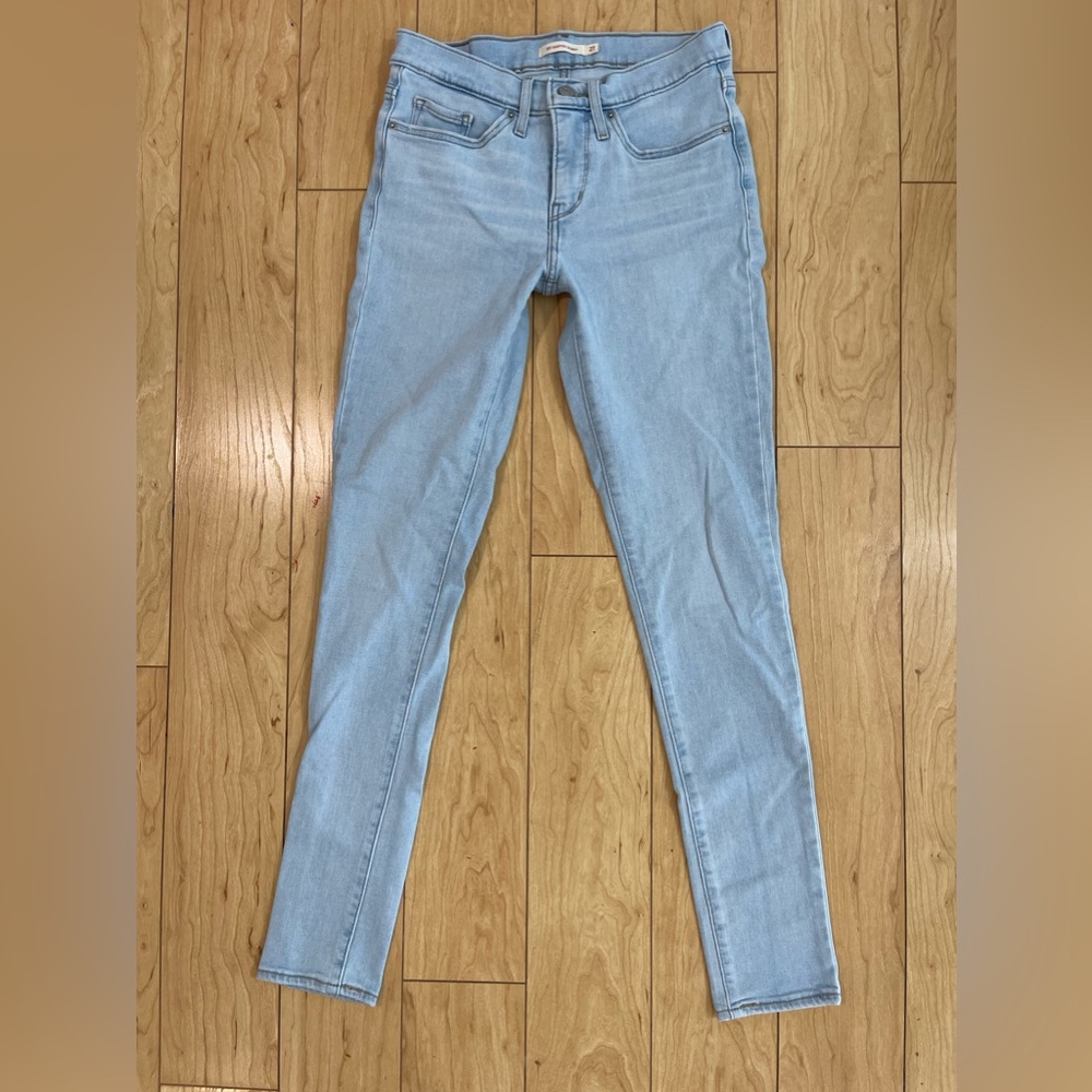 LEVI 311 SHAPING SKINNY JEANS!! SIZE 27x32